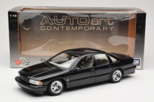 Chevrolet Impala SS Noir AUTOart 1:18 71091 Métal Moulé — image 8 sur 8