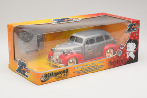 Chevrolet Master Deluxe Dark Silver Metallic Red Jada 1:24 253745012 Métal Moulé — image 2 sur 3