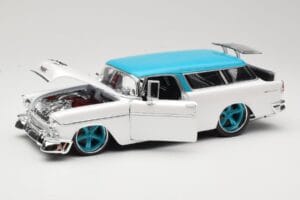 Chevrolet Nomad Blanc Maisto 1:18 32613 Métal Moulé — image 2 sur 8