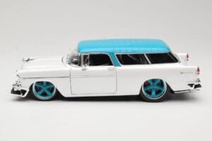 Chevrolet Nomad Blanc Maisto 1:18 32613 Métal Moulé — image 4 sur 8