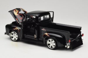 Chevrolet Old School Cody Project Truck & Chopper Set Joyride 1:18 33911 Métal Moulé — image 5 sur 8