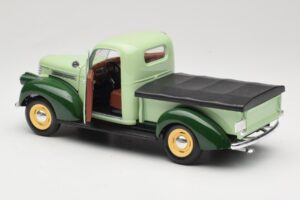 Chevrolet Pickup Vert Solido 1:18 8063 Métal Moulé — image 5 sur 8