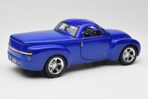 Chevrolet SSR Concept Bleu Maisto 1:18 531612 Métal Moulé — image 3 sur 8