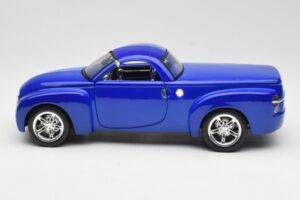Chevrolet SSR Concept Bleu Maisto 1:18 531612 Métal Moulé — image 4 sur 8