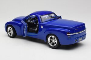 Chevrolet SSR Concept Bleu Maisto 1:18 531612 Métal Moulé — image 5 sur 8