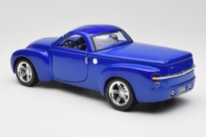 Chevrolet SSR Concept Bleu Maisto 1:18 531612 Métal Moulé — image 7 sur 8