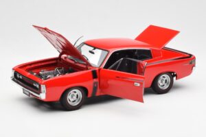 Chrysler Charger E49 Rouge AUTOart 1:18 71505 Métal Moulé — image 2 sur 8
