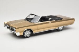 Chrysler Newport Cabriolet Gold Metallic BoS Models 1:18 BOS273 Résine