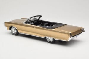 Chrysler Newport Cabriolet Gold Metallic BoS Models 1:18 BOS273 Résine — image 5 sur 6