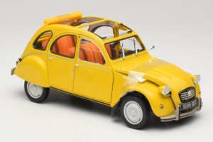 Citroen 2CV 6 Club Mimosa Yellow Norev 1:18 181496 Métal Moulé — image 4 sur 6