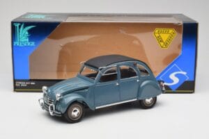Citroen 2CV Bleu Nuit Solido 1:18 8028 Métal Moulé — image 6 sur 6
