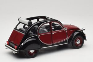 Citroën 2CV Charleston Rouge Minichamps 1:18 150111501 Métal Moulé — image 3 sur 8