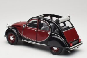 Citroën 2CV Charleston Rouge Minichamps 1:18 150111501 Métal Moulé — image 7 sur 8