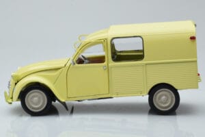 Citroen 2CV Furgonette AK350 Jaune Pastis Norev 1:18 181488 Métal Moulé — image 4 sur 8
