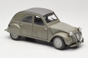 Citroen 2CV Gris Maisto 1:18 31834 Métal Moulé — image 6 sur 8