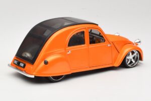 Citroen 2CV Orange Maisto 1:18 31321 Métal Moulé — image 3 sur 8