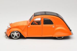 Citroen 2CV Orange Maisto 1:18 31321 Métal Moulé — image 4 sur 8