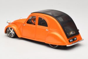 Citroen 2CV Orange Maisto 1:18 31321 Métal Moulé — image 7 sur 8