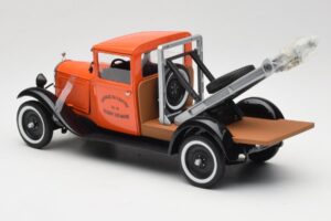 Citroen C4 Dépanneuse Orange Solido 1:18 118800-00 Métal Moulé — image 7 sur 8