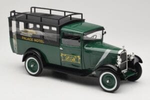Citroen C4 F Palace Hotel Vert Solido 1:18 118303-00 Métal Moulé — image 4 sur 6