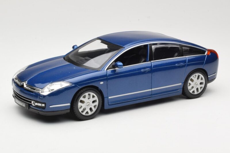 Citroen C6 Bleu Bburago 1:18 18-12073 Métal Moulé