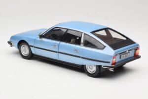 Citroen CX 2400 GTi Regate Blue Norev 1:18 181521 Métal Moulé — image 7 sur 8