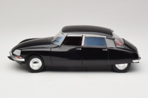 Citroen DS Special Noir Dickie Solido 1:18 S1800708 Métal Moulé — image 4 sur 8