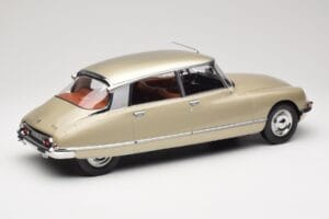 Citroen DS 23 Pallas Beige Norev 1:12 121730 Métal Moulé — image 2 sur 6
