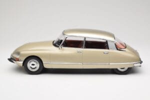 Citroen DS 23 Pallas Beige Norev 1:12 121730 Métal Moulé — image 3 sur 6