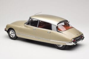 Citroen DS 23 Pallas Beige Norev 1:12 121730 Métal Moulé — image 5 sur 6