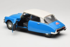 Citroen DS #233 Rally Bleu Solido 1:18 8034 Métal Moulé — image 5 sur 8