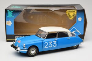 Citroen DS #233 Rally Bleu Solido 1:18 8034 Métal Moulé — image 8 sur 8