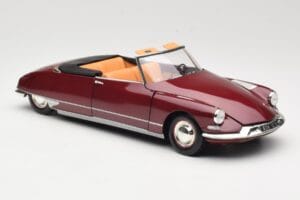 Citroen DS19 Cabriolet Bordeaux Norev 1:18 181561 Métal Moulé — image 6 sur 8