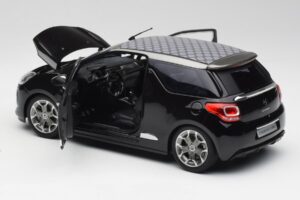 Citroen DS3 Cabrio Perla Nera Noir Norev 1:18 AMC019115 Métal Moulé — image 5 sur 8