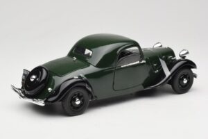 Citroen Traction Avant 11 Coupé Vert Solido 1:18 8179 Métal Moulé — image 3 sur 8
