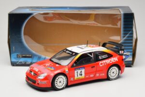 Citroen Xsara T4 WRC #14 P. Bugalski / J-P. Chiaroni WRC 2001 Solido 1:18 9021 Métal Moulé — image 8 sur 8