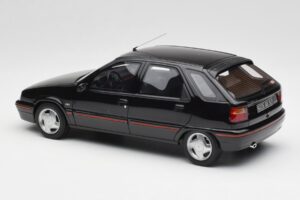 Citroën ZX Volcane 1.9L Noir Otto 1:18 OT1081 Résine — image 5 sur 6