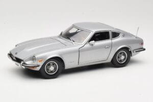 Datsun 240Z S30 Argent Sun Star 1:18 3503 Métal Moulé