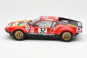 De Tomaso Pantera #32 Jaquemin / Deprez 24 Hours of Le Mans 1972 Kyosho 1:18 08855B Métal Moulé — image 4 sur 8