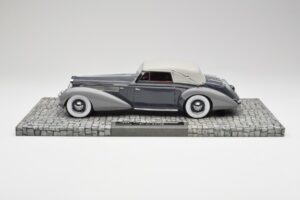 Delage D8 120 Cabriolet Gris & Gris Foncé Minichamps 1:18 107115134 Métal Moulé — image 3 sur 6