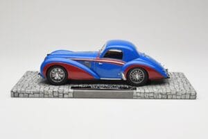 Delahaye Type 145 V12 Coupé Bleu Rouge Minichamps 1:18 107116121 Résine — image 3 sur 6