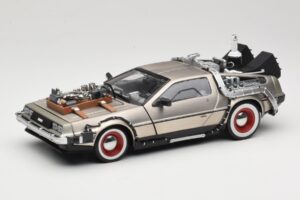 DeLorean DMC-12 Back to the Future Part III Sun Star 1:18 2712 Métal Moulé