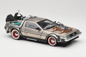DeLorean DMC-12 Back to the Future Part III Sun Star 1:18 2712 Métal Moulé — image 6 sur 8