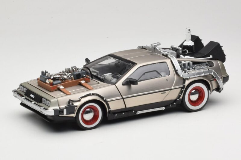 DeLorean DMC-12 Back to the Future Part III Sun Star 1:18 2712 Métal Moulé