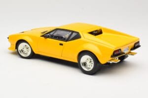De Tomaso Pantera Jaune Hot Wheels 1:18 27809 Métal Moulé — image 7 sur 8