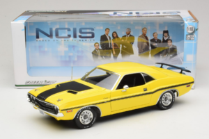 Dodge Challenger R/T NCIS TV Series Car Greenlight 1:18 12845 Métal Moulé — image 8 sur 8