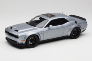 Dodge Challenger SRT Hellcat Redeye Argent GT Spirit 1:18 GT226 Résine