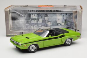 Dodge Challenger Cabriolet Vert Greenlight 1:18 12803-06G Métal Moulé — image 8 sur 8