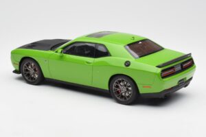 Dodge Challenger SRT Hellcat Vert GT Spirit 1:18 GT168 Résine — image 5 sur 6