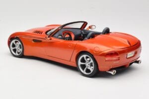 Dodge Concept Vehicle Orange Maisto 1:18 50323 Métal Moulé — image 7 sur 8
